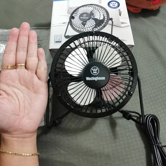 BNIB Westinghouse 4" Mini USB Desk Fan - Picture 7 of 9